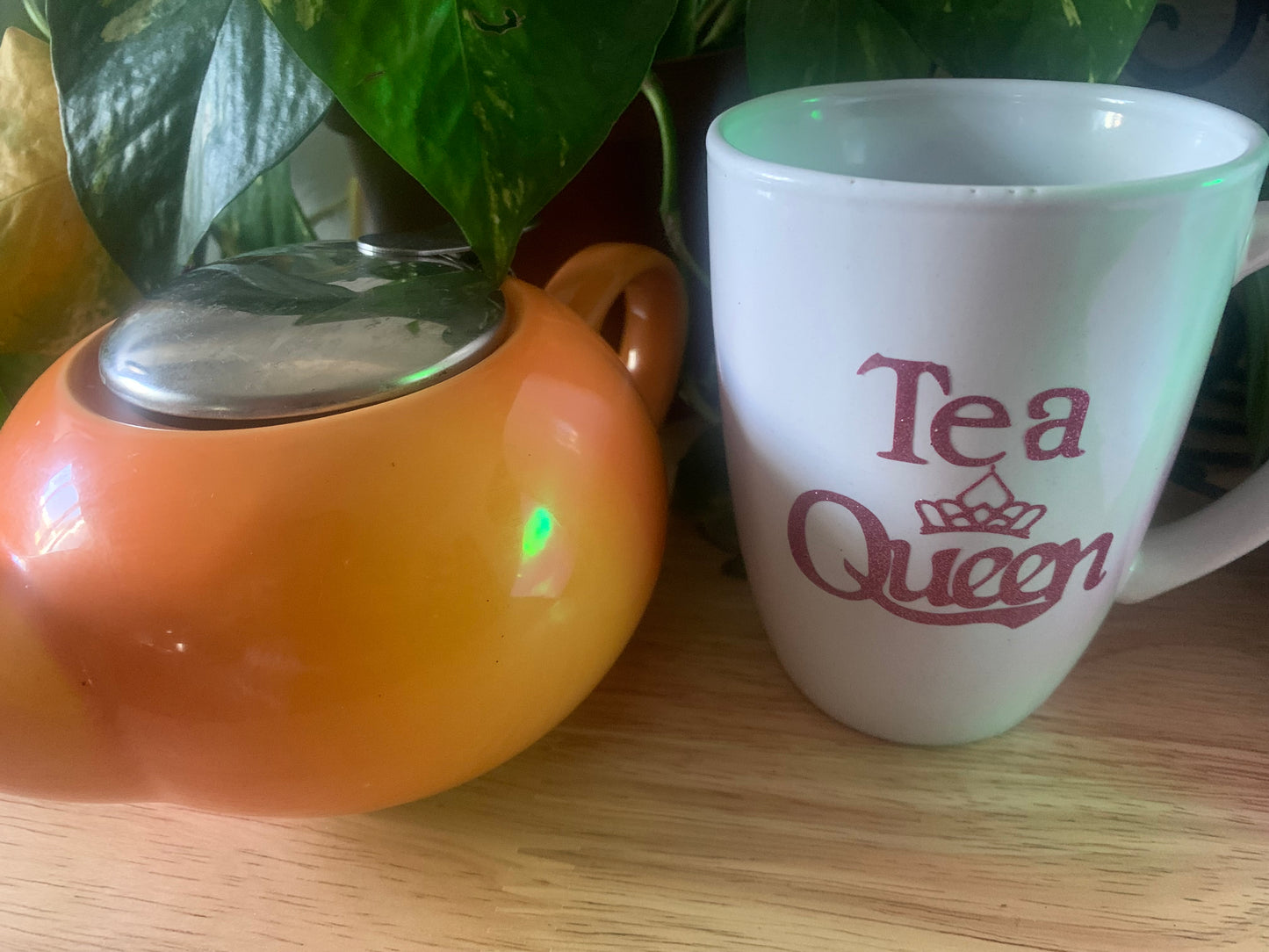 "Tea Queen" 4 different mood support teas by Yogi  and a 8oz mug